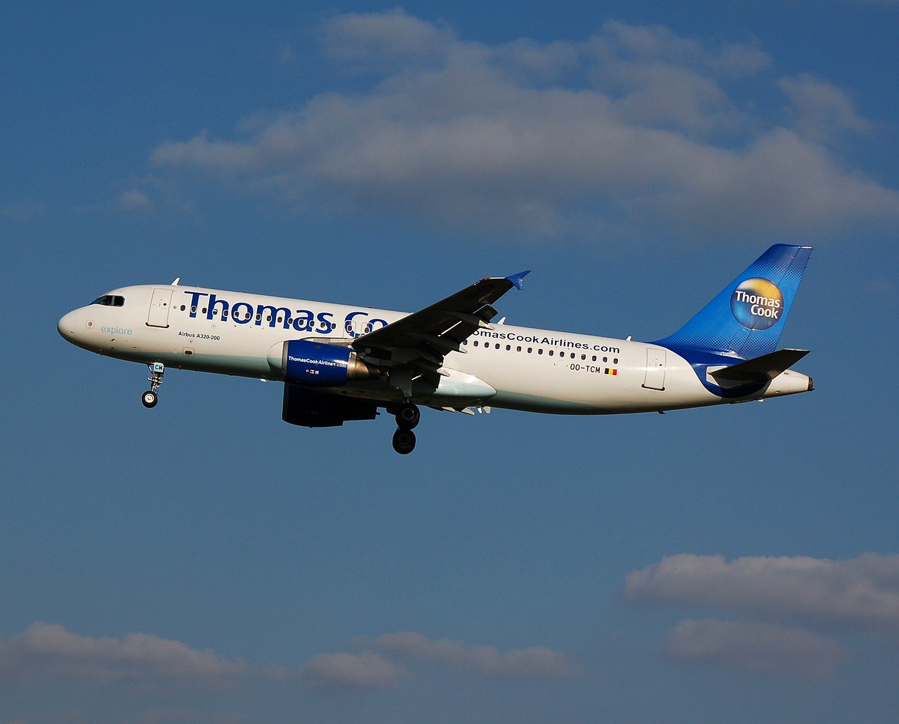 OO-TCM - A320-211 - Thomas Cook Airlines - BRU - 20-04-2007