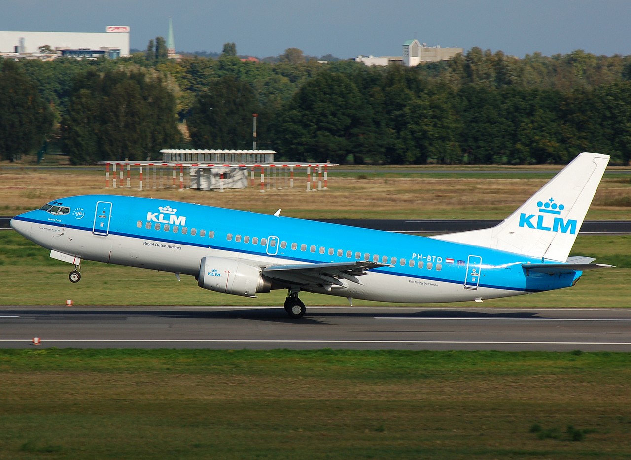 PH-BTD - 737-306 - KLM Royal Dutch Airlines - TXL - 30-09-2007