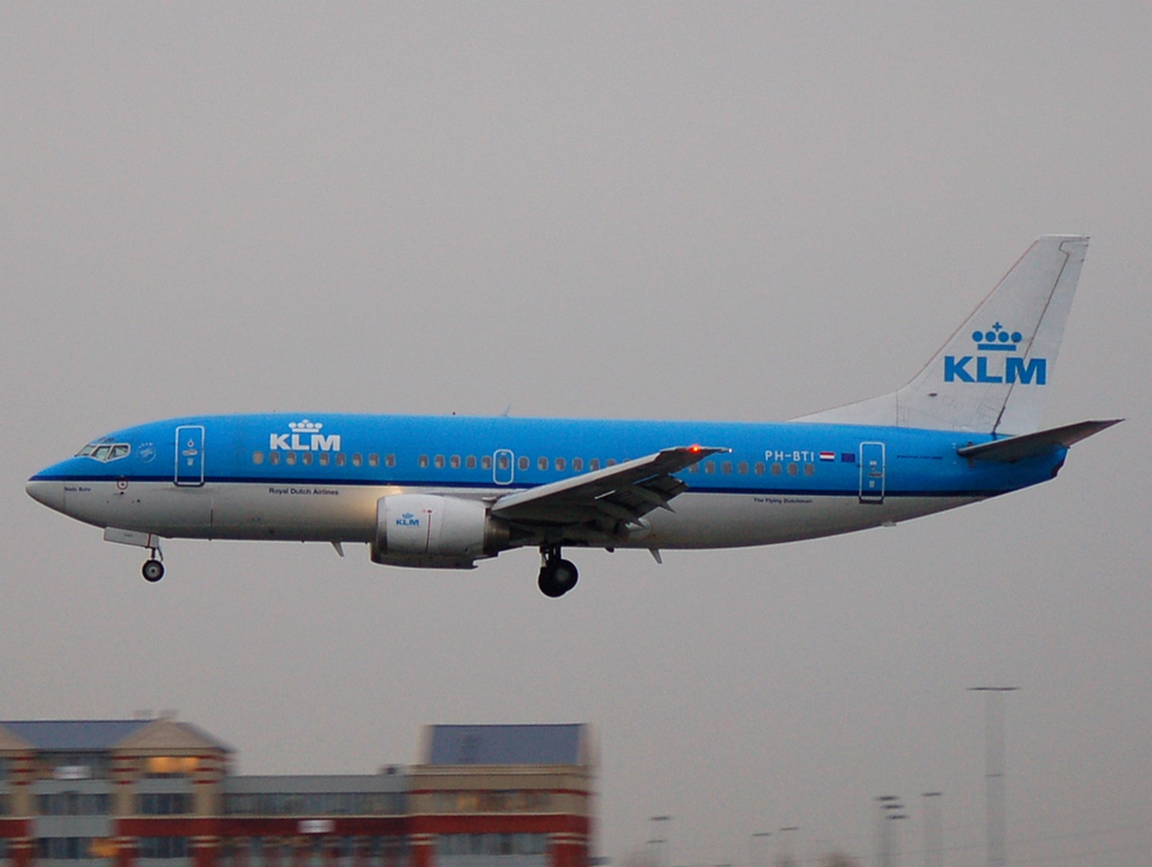 PH-BTI - 737-306 - KLM Royal Dutch Airlines - CRL - 20-11-2007