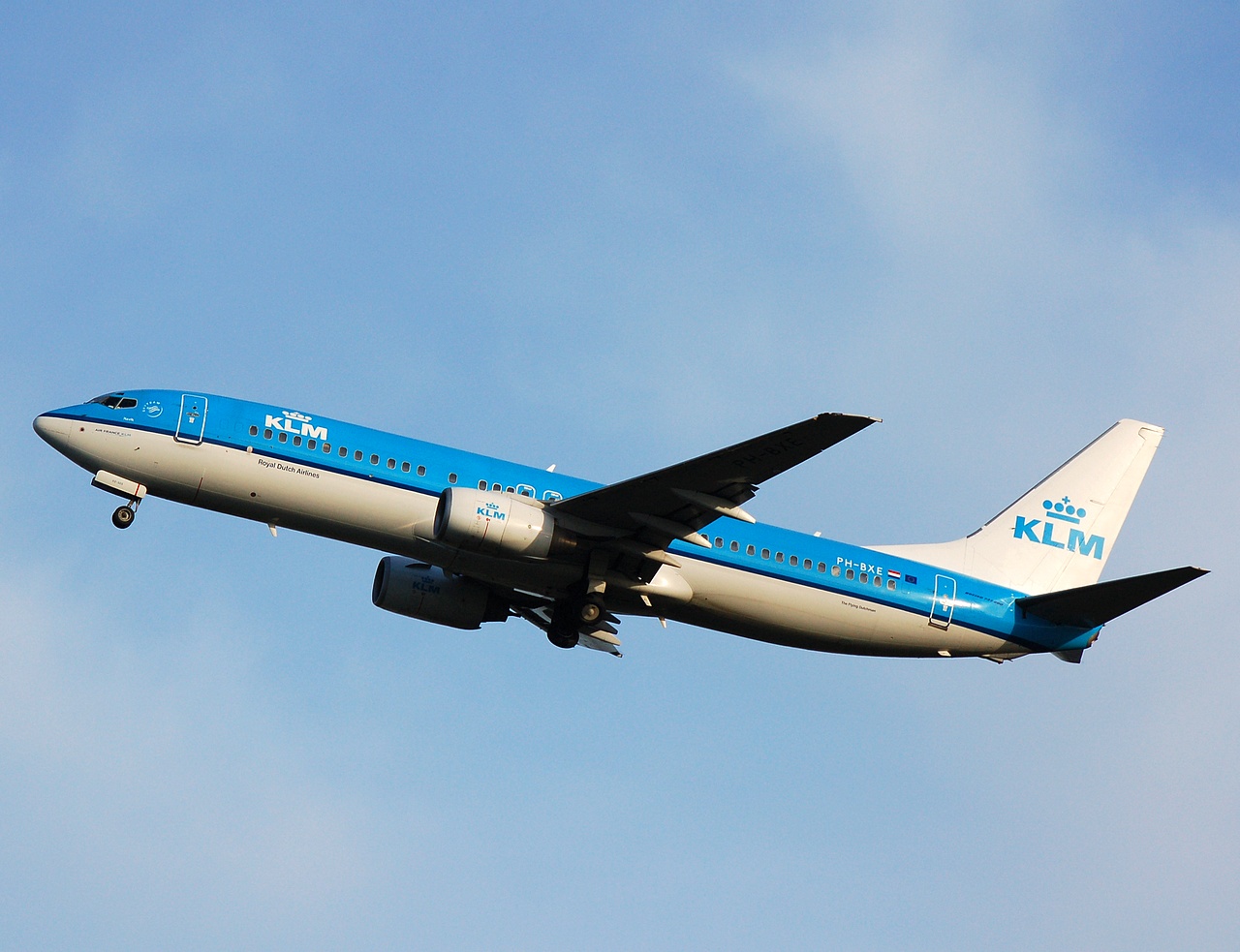 PH-BXE - 737-8K2(WL) - KLM Royal Dutch Airlines - AMS - 10-03-2007