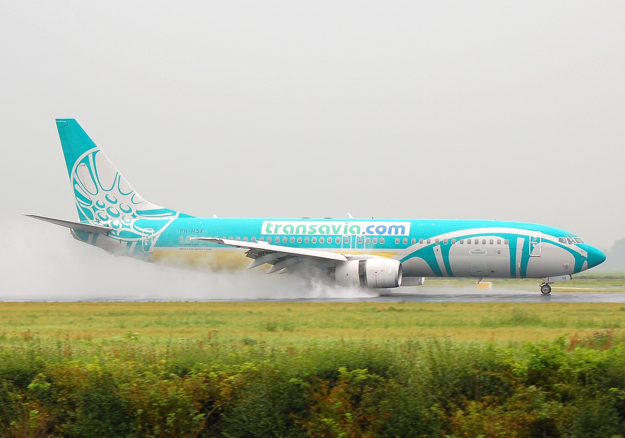 PH-HSX - 737-8Q8 - Transavia - AMS - 12-08-2007