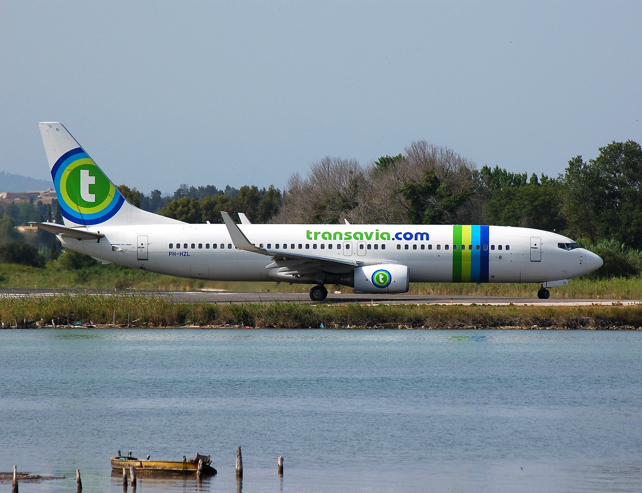 PH-HZL - 737-8K2(WL) - Transavia - CFU - 23-06-2007b
