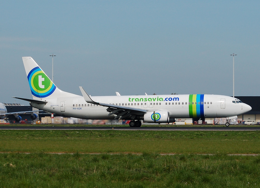 PH-HZN - 737-8K2(WL) - Transavia - AMS - 21-04-2007