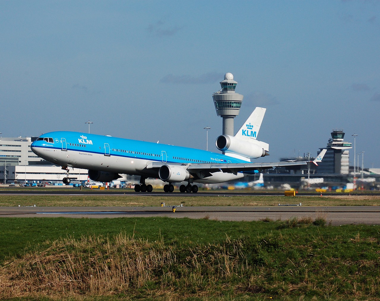 PH-KCH - MD-11 - KLM Royal Dutch Airlines - AMS - 10-03-2007