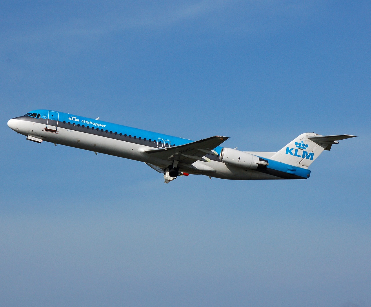 PH-KLI - Fokker 100 - KLM Cityhopper - AMS - 10-03-2007