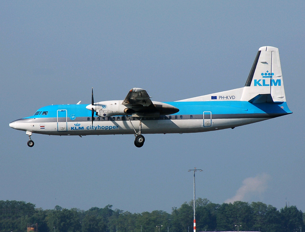 PH-KVD - Fokker 50 - KLM Cityhopper - CGN - 18-05-2007
