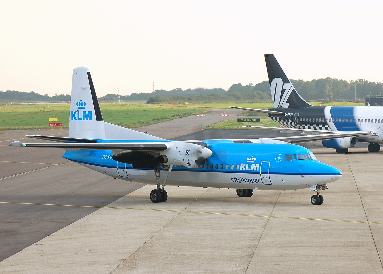 PH-KVE - Fokker 50 - KLM Cityhopper - MST - 26-08-2007