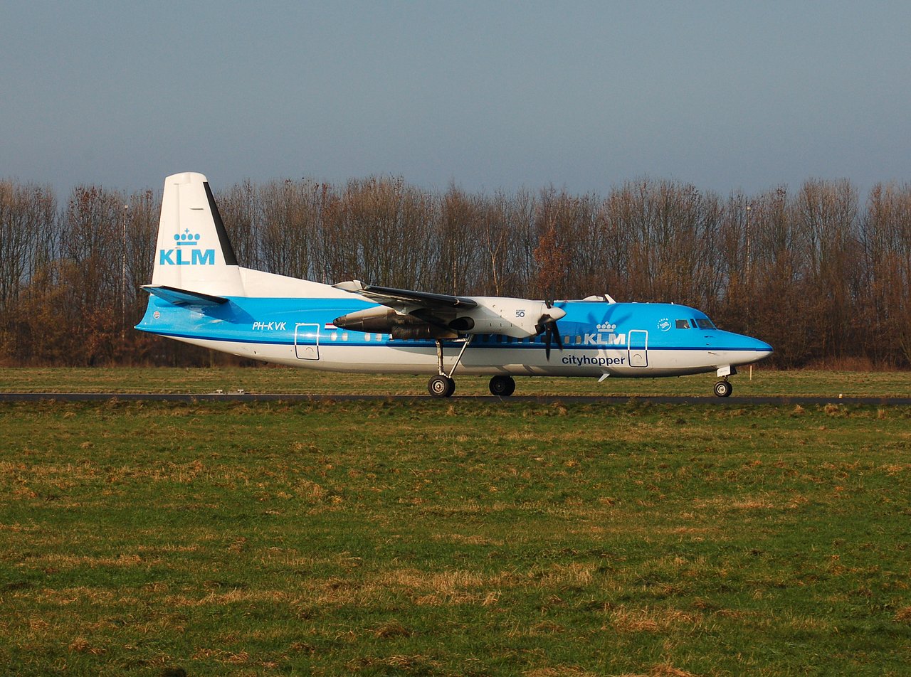 PH-KVK - Fokker 50 - KLM Cityhopper - MST - 25-01-2007b