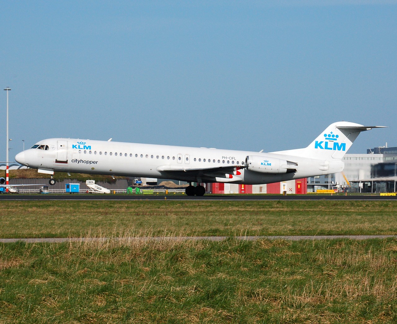 PH-OFL - Fokker 100 - KLM Cityhopper - AMS - 10-03-2007