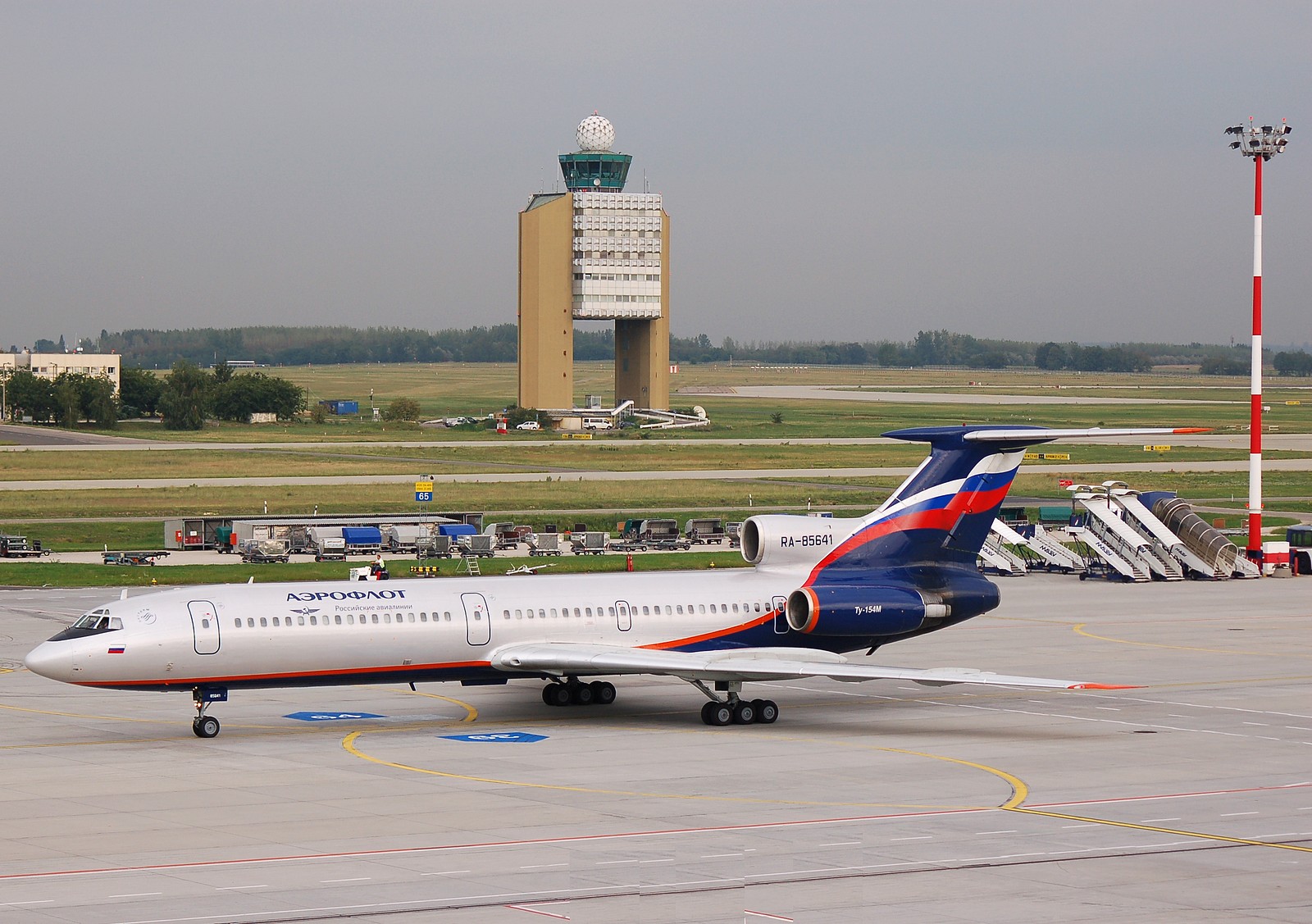 RA-85641 - Tu-154-M - Aeroflot _ Russian Airlines - BUD - 28-08-2007
