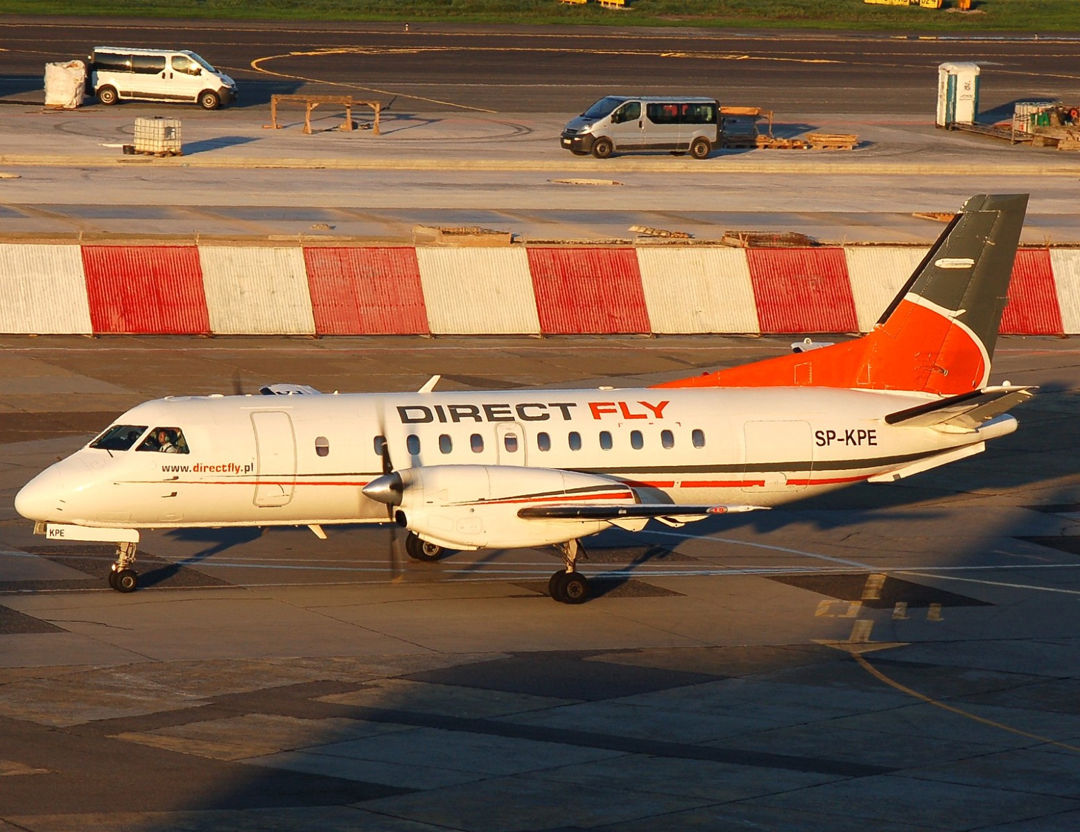 SP-KPE - Saab 340A - Direct Fly - WAW - 20-09-2007