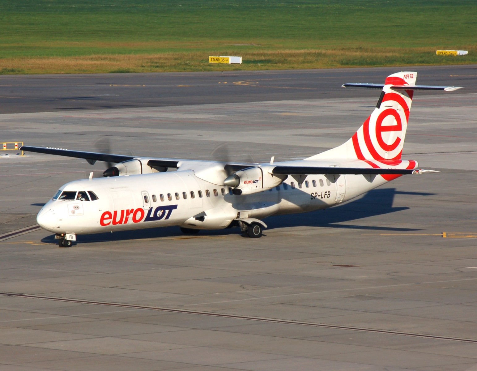SP-LFB - ATR 72-202 - Eurolot - WAW - 20-09-2007