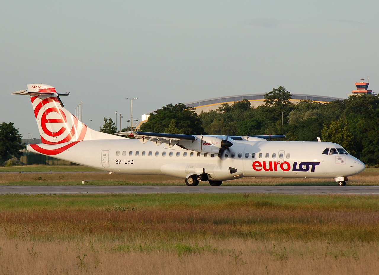 SP-LFD - ATR 72-202 - Eurolot - FRA - 07-07-2007