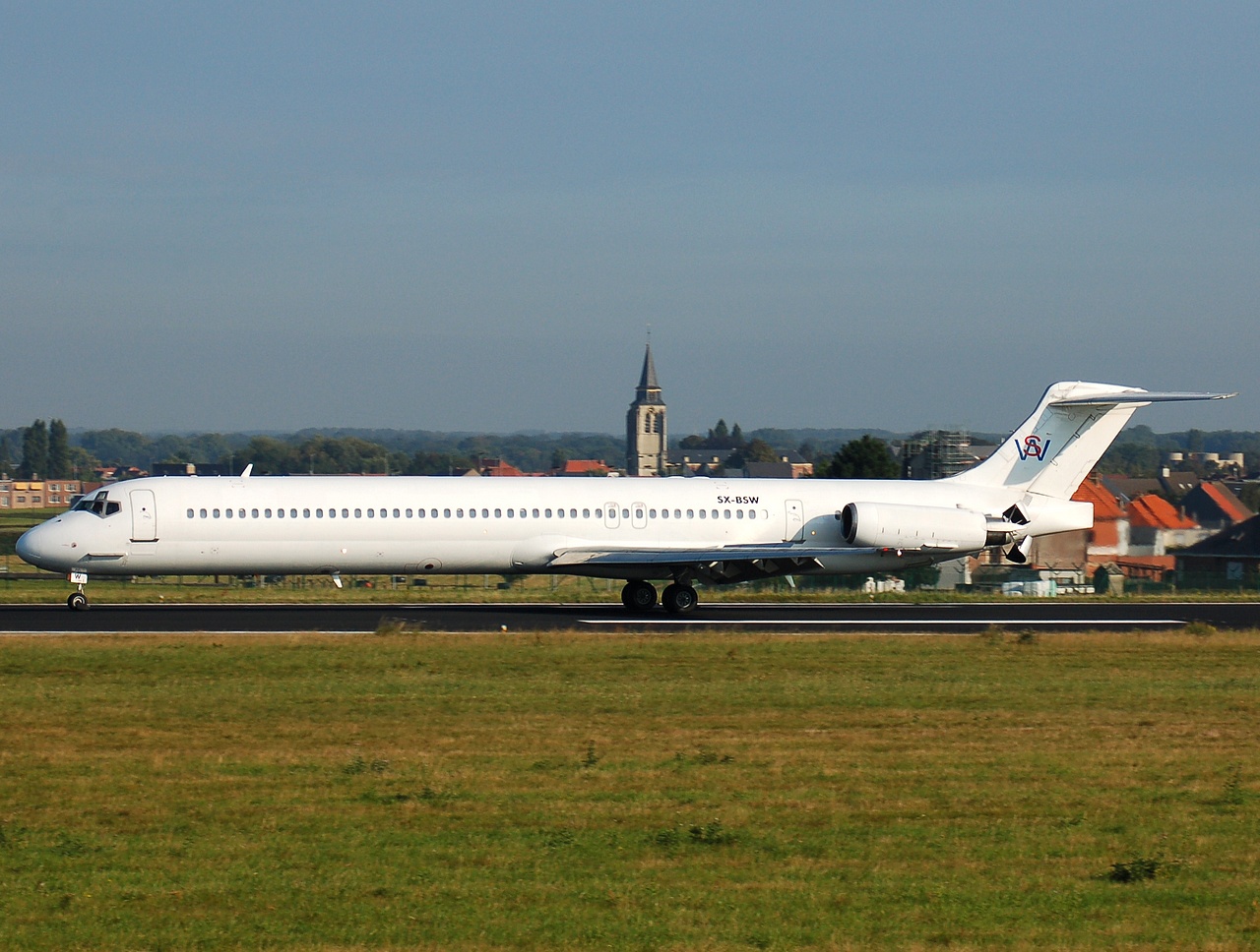 SX-BSW - MD-83 - Sky Wings Airways - BRU - 16-09-2007