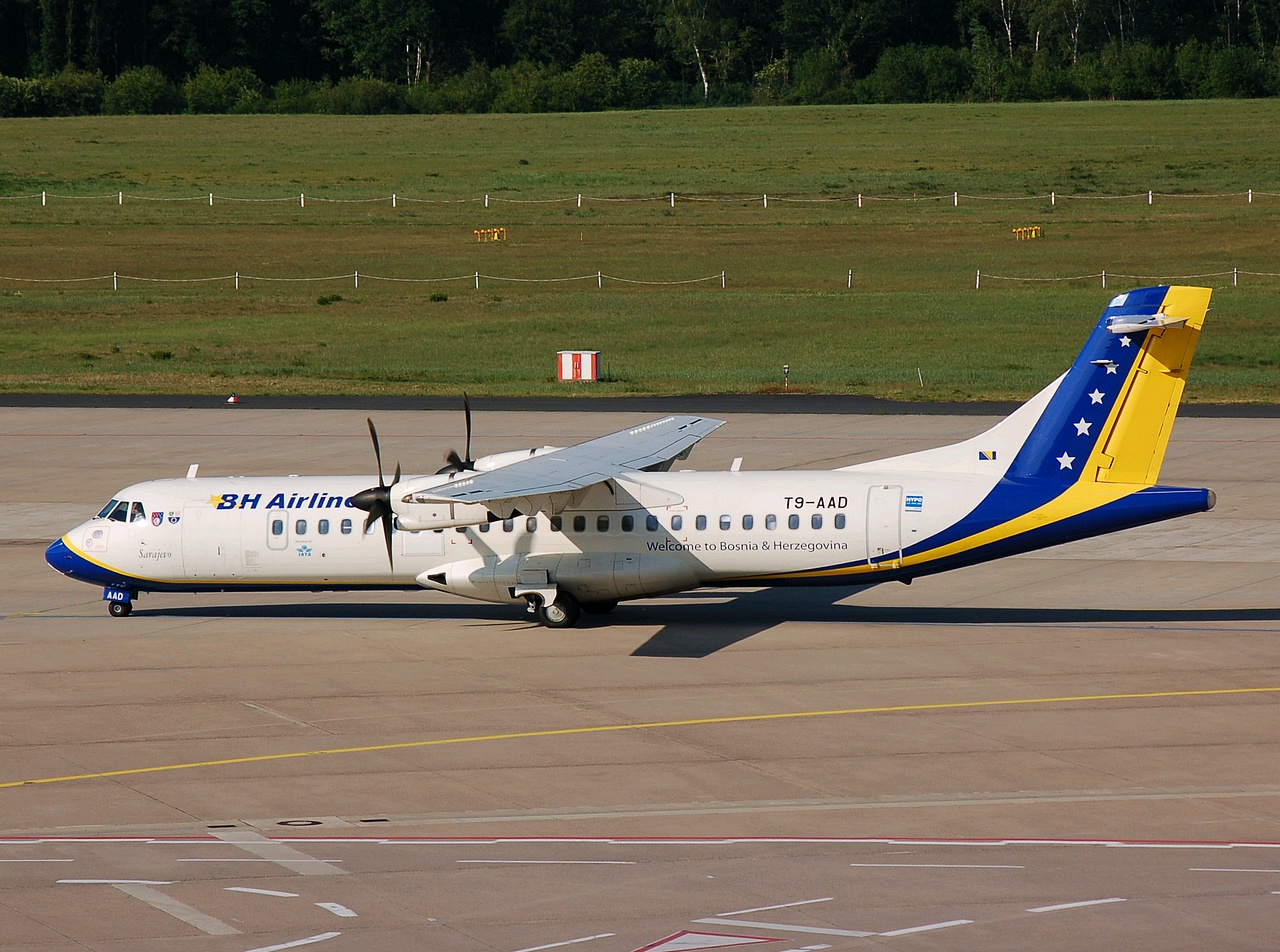 T9-AAD - ATR 72-212 - BH Airways - CGN - 18-05-2007