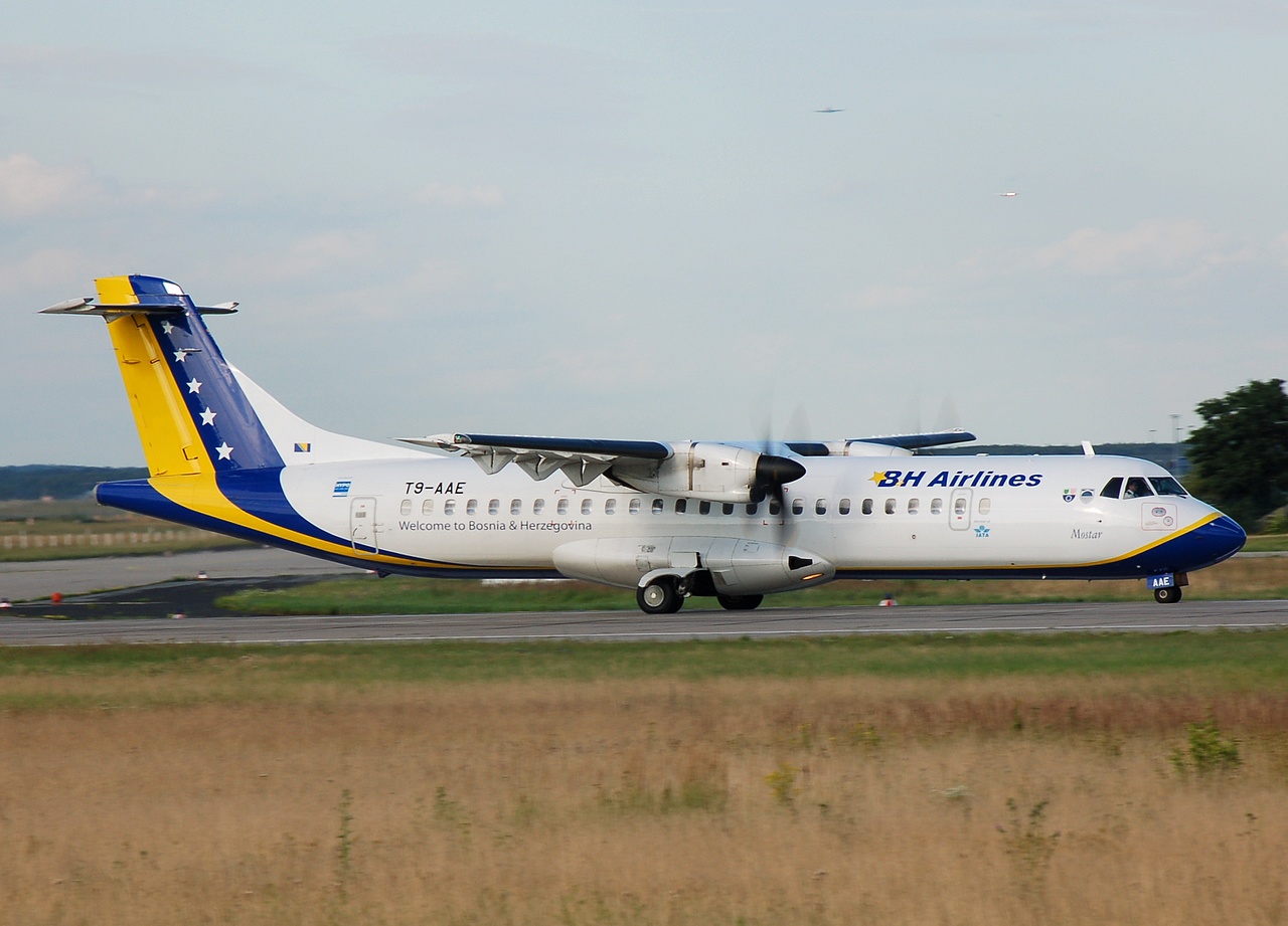 T9-AAE - ATR 72-212 - BH Airways - FRA - 07-07-2007