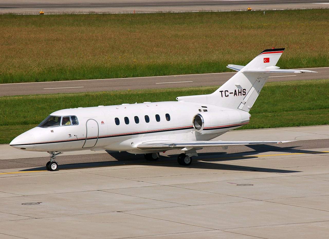 TC-AHS - Raytheon_Hawker 125-800XP - Ahsel Air Transportation Company - ZRH - 24-05-2007