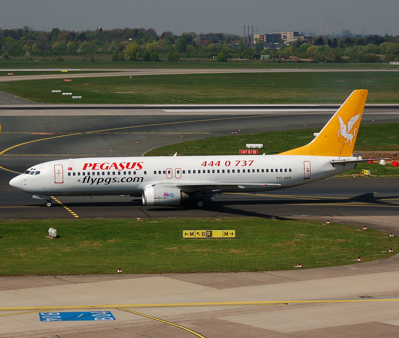 TC-APF - 737-86N - Pegasus - DUS - 14-04-2007