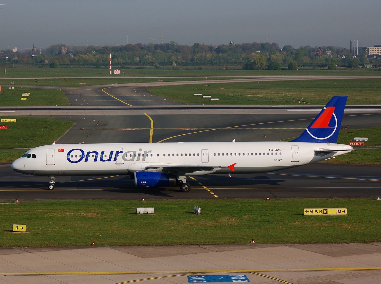 TC-OAL - A321-231 - Onur Air - DUS - 14-04-2007