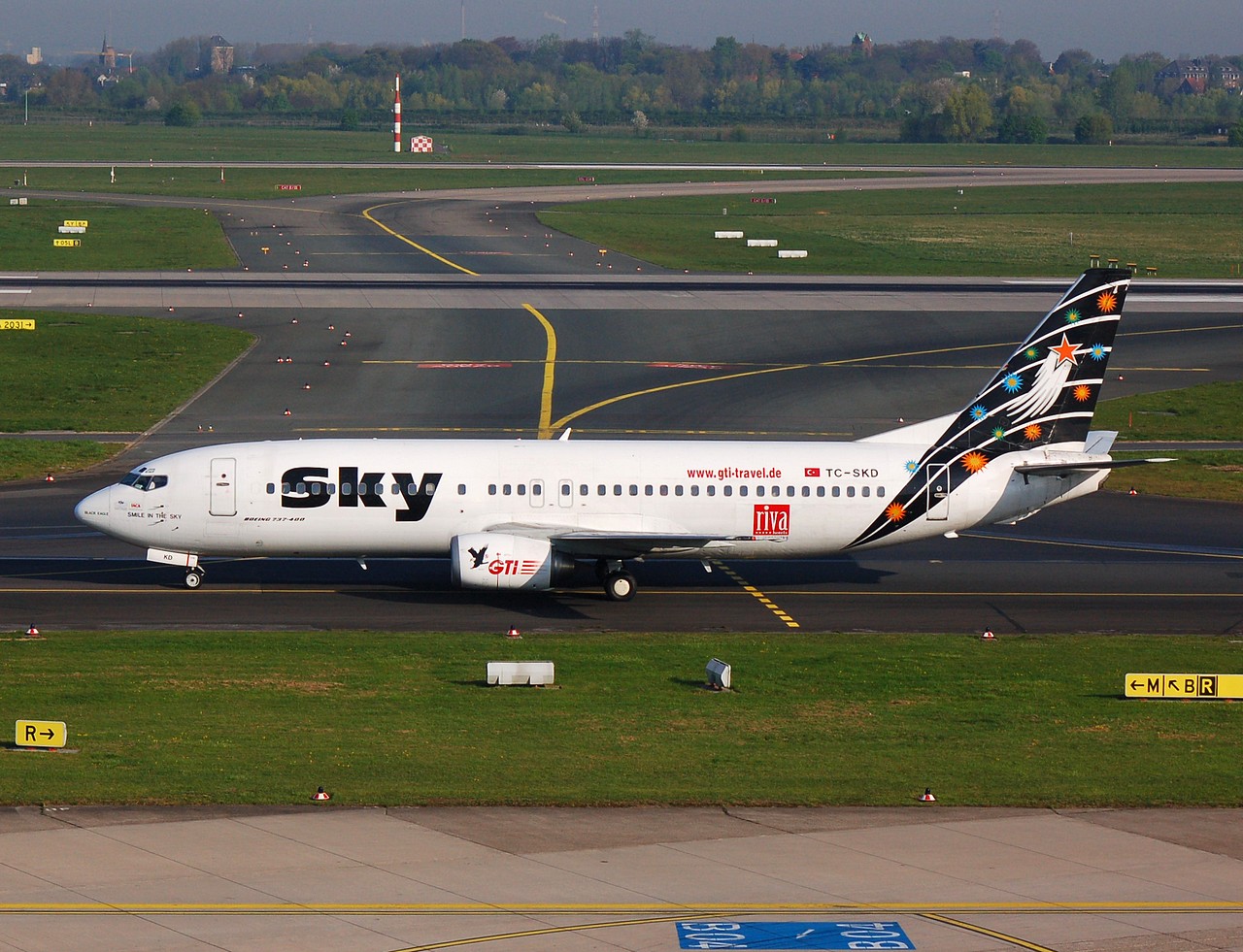 TC-SKD - 737-4Q8 - Sky Airlines - DUS - 14-04-2007