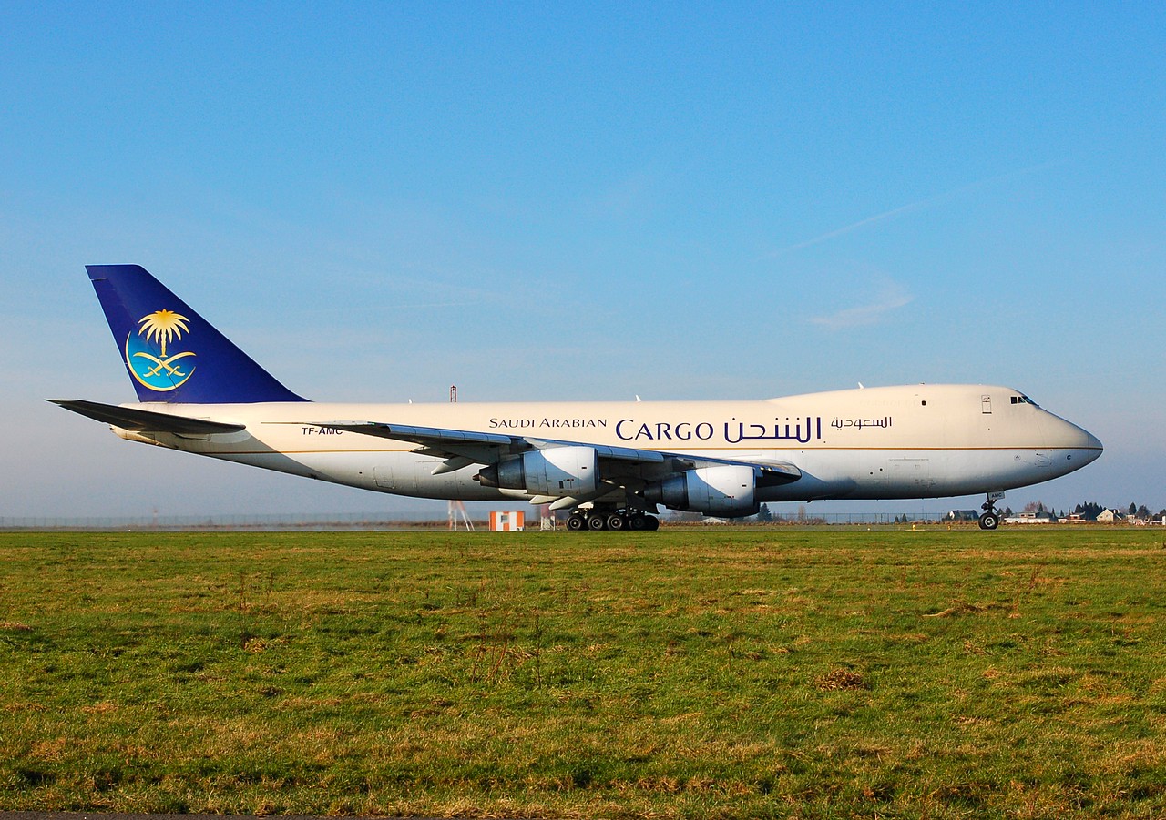 TF-AMC - 747-2B3F - Saudi Arabian Airlines - LGG - 04-02-2007