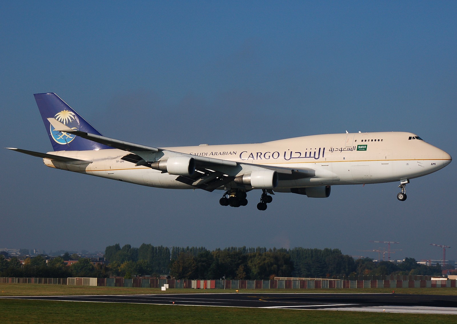 TF-AMI - 747-412 - Saudi Arabian Airlines - BRU - 06-10-2007