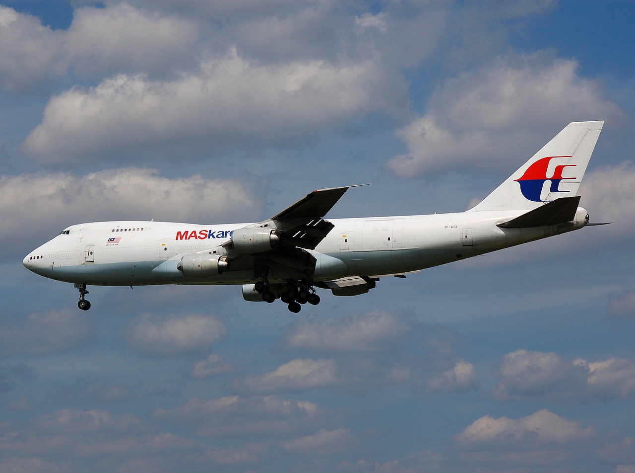 TF-ATX - 747-236B - Malaysia Airlines - FRA - 08-07-2007