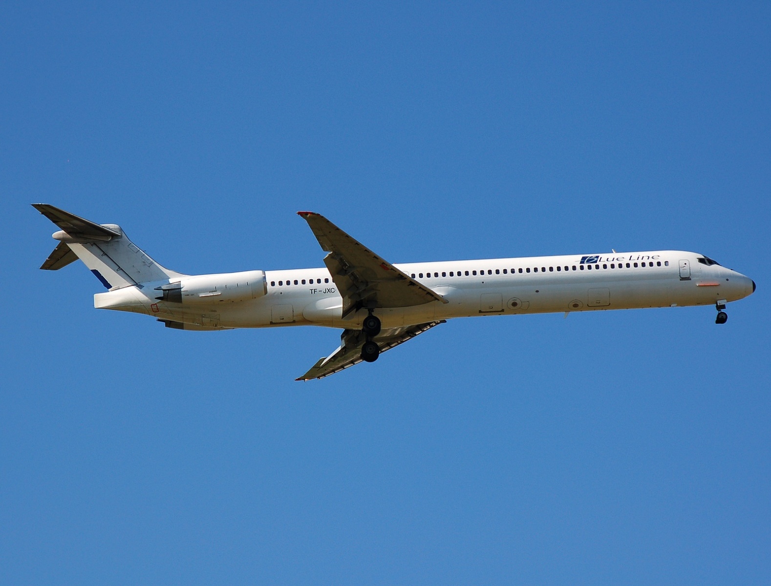 TF-JCX - MD-80 - Blue Line - CDG - 04-08-2007