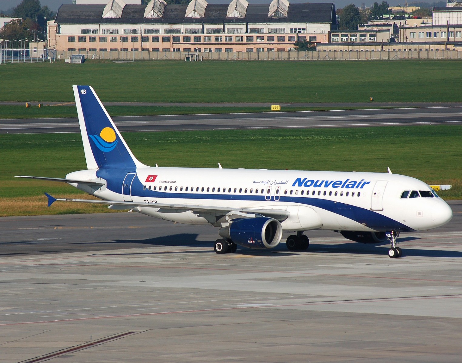 TS-INB - A320-214 - Nouvelair Tunisie - WAW - 20-09-2007