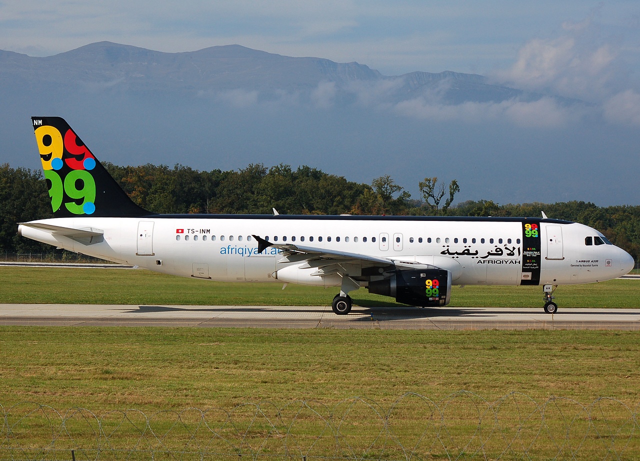 TS-INM - A320-211 - Afriqiyah Airways - GVA - 02-10-2007