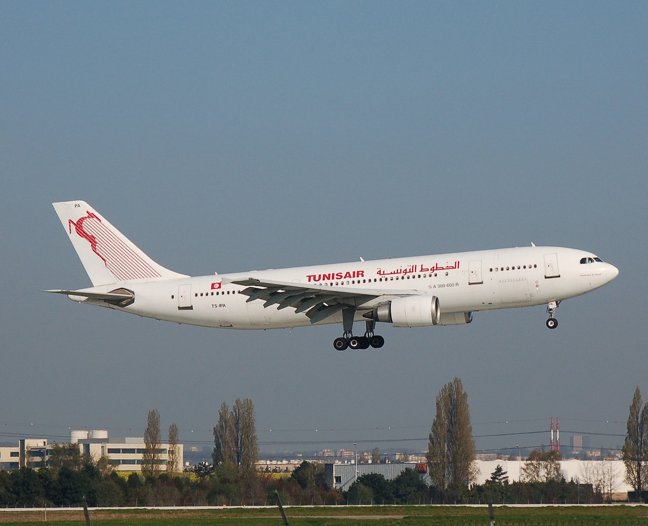 TS-IPA - A300-605R - Tunisair - ORY - 09-04-2007