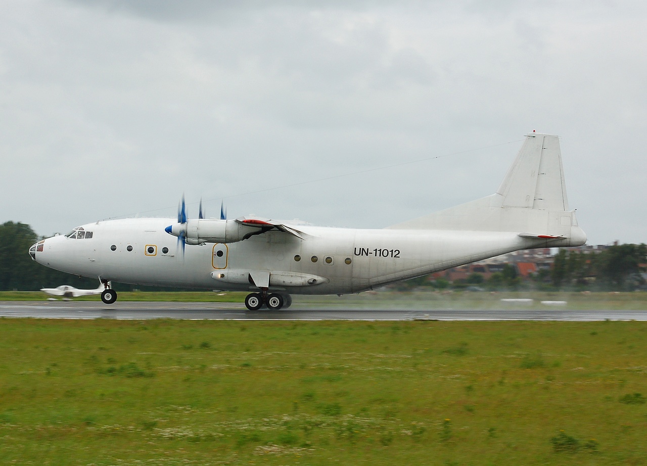 UN-11012 - Antonov An-12B - Mithras Cargo - OST - 04-07-2007