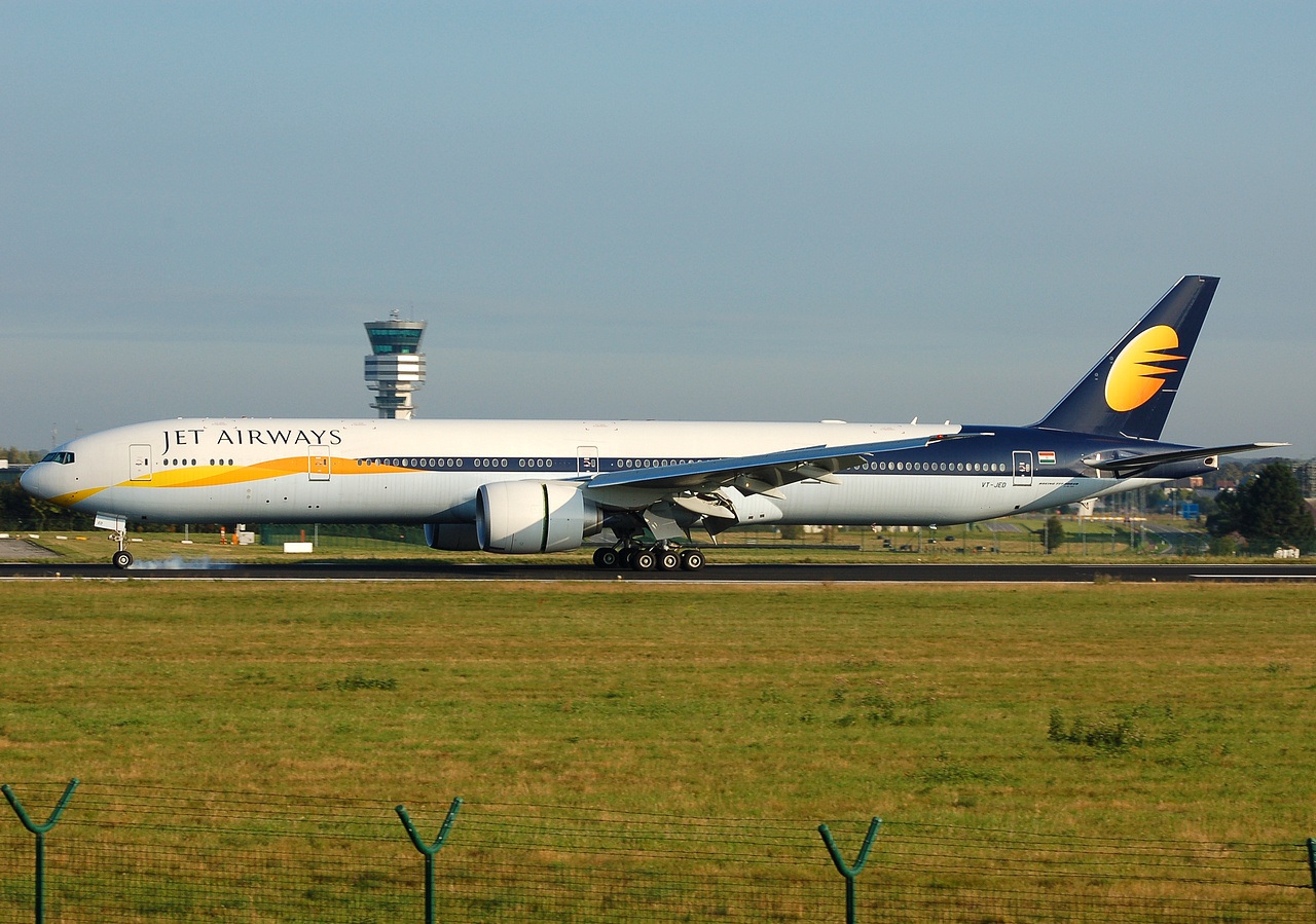 VT-JED - 777-35R(ER) - Jet Airways - BRU - 16-09-2007