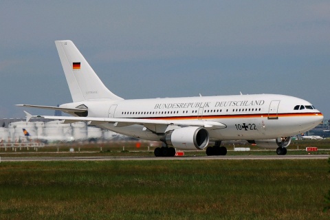 10+22 - A310-304 - German Air Force (Luftwaffe) - FRA - 20-05-2007