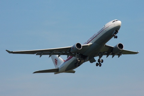 7T-VJZ - A330-202 - Air Algerie - ORY - 09-04-2007