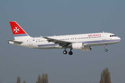 9H-AEI - A320-214 - Air Malta - ORY - 09-04-2007