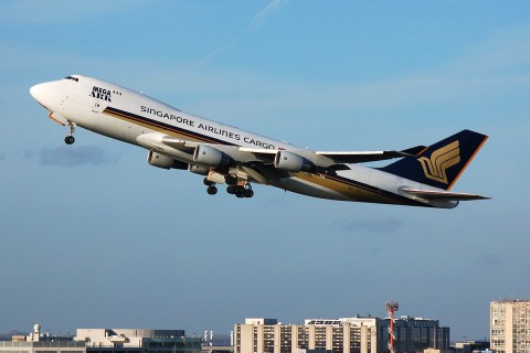 9V-SFJ - 747-412F - Singapore Airlines - BRU - 14-01-2007b