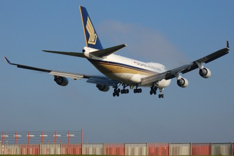 9V-SFM - 747-412F - Singapore Airlines - BRU - 06-10-2007