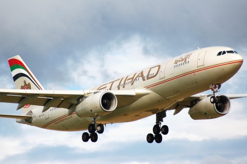 A6-EYE - A330-243 - Etihad Airways - BRU - 15-08-2007