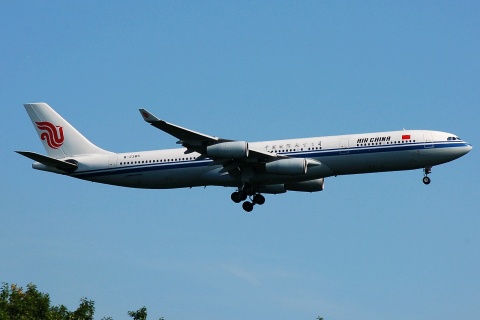 B-2385 - A340-313 - Air China - FRA - 21-05-2007