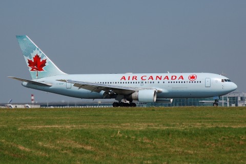 C-GDSP - 767-233(ER) - Air Canada - CDG - 04-08-2007