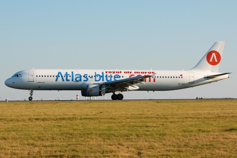 CN-RNY - A321-211 - Atlas Blue - CDG - 04-08-2007