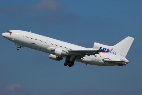CS-TMP - L-1011 Tristar-500 - Luzair - BRU - 11-08-2007