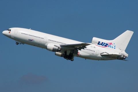 CS-TMP - L-1011 Tristar-500 - Luzair - BRU - 11-08-2007b