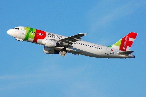 CS-TNB - A320-231 - TAP _ Air Portugal - BRU - 14-01-2007