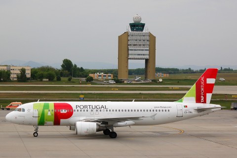 CS-TNL - A320-214 - TAP _ Air Portugal - BUD - 03-05-2007