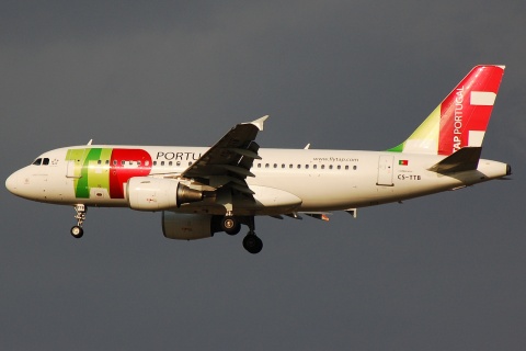CS-TTB - A319-111 - TAP _ Air Portugal - MAD - 08-10-2007