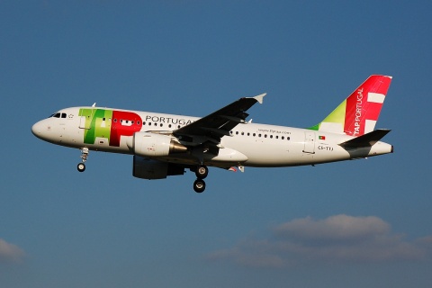 CS-TTJ - A319-111 - TAP _ Air Portugal - BRU - 20-04-2007