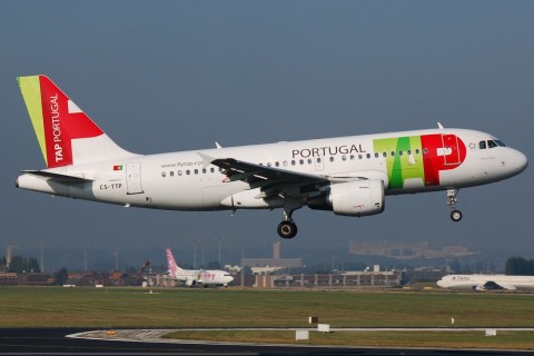 CS-TTP - A319-111 - TAP _ Air Portugal - BRU - 06-10-2007