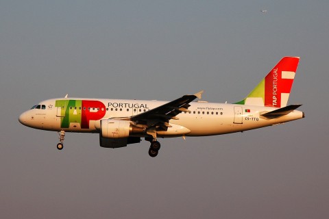 CS-TTQ - A319-111 - TAP _ Air Portugal - BRU - 27-03-2007